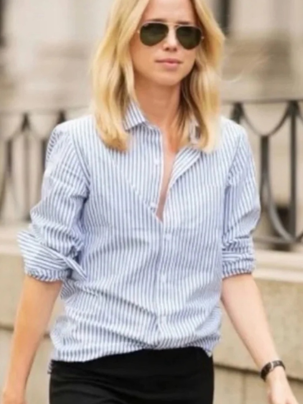 Banana Republic | Women’s Navy/White Striped Tailored Fit Button-Up Shirt Sz 14